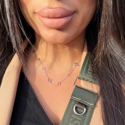 Luxury Clover Necklace – 18K Gold Plated