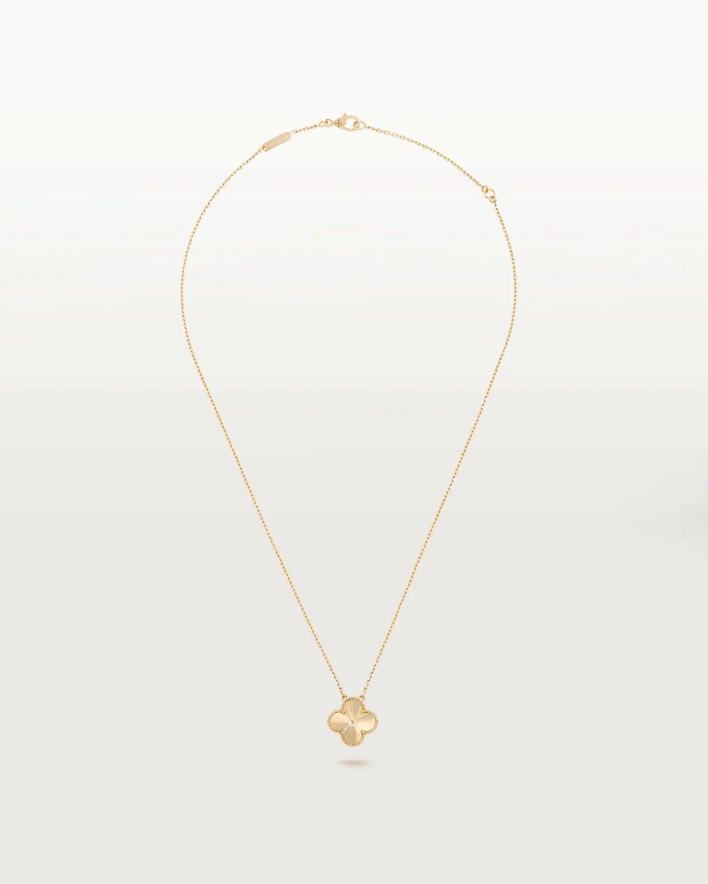 Lucky Clover Pendant Necklace