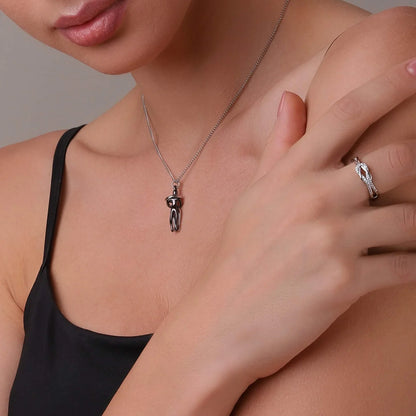 The Hug Necklace